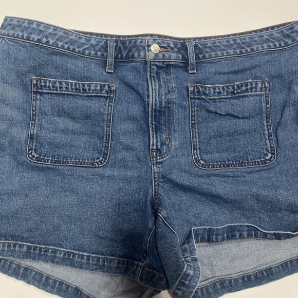 Madewell Sz 22W The Denim Emmett Short: Patch Pocket Edition - Picture 5 of 12